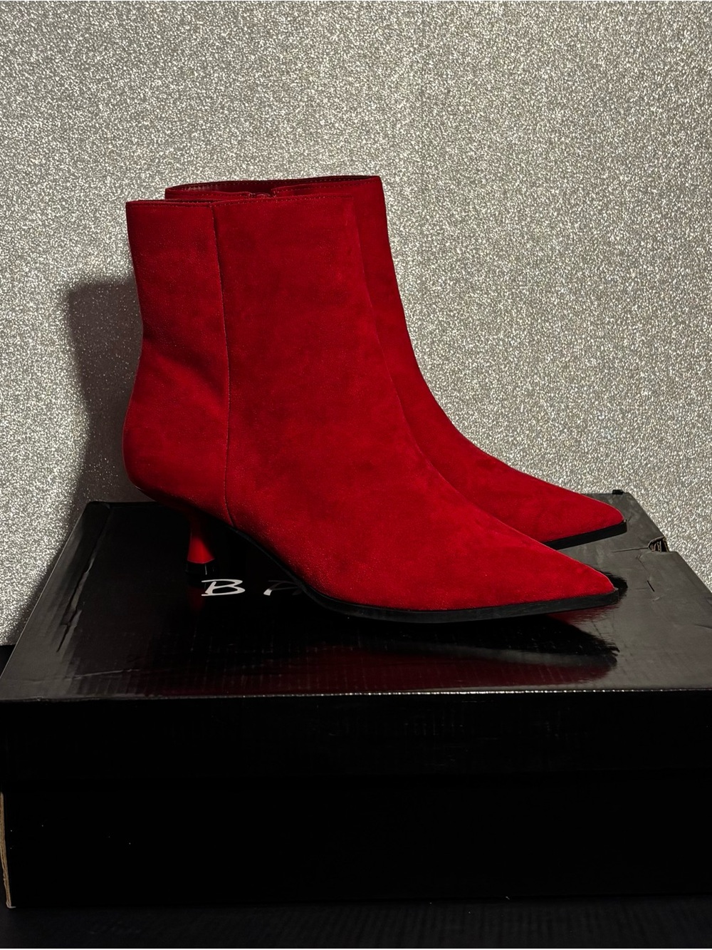 BRAND NEW Cherry Red Suede Ankle Boots With A Small Heel❤️ basic but still fancy